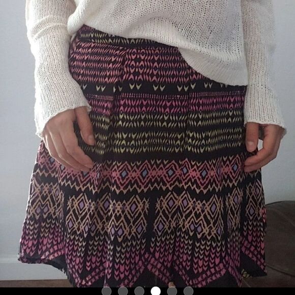 Fun & Flirt high waisted pleated skirt - Picture 5 of 6